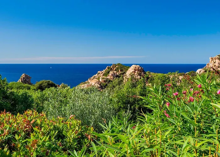 Villa Averla-Costa Paradiso, Con Giardino Vista Graniti E Mare
